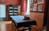 Ingresso soggiorno con cucina a vista 