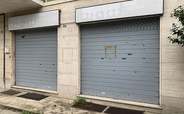 Negozio - VIALE DANTE - PC (NU013)