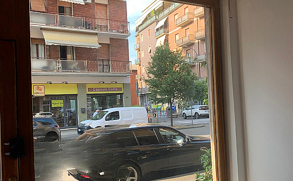 Negozio - VIALE DANTE - PC (NU014)