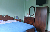 3f05d7ed-19c8-44f1-ade5-f37066d22442